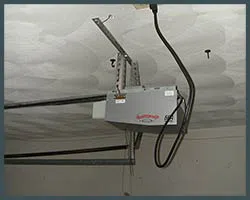 Houston Expert Garage Doors Repair Service Houston, TX 713-292-1448 - garage-door-openers